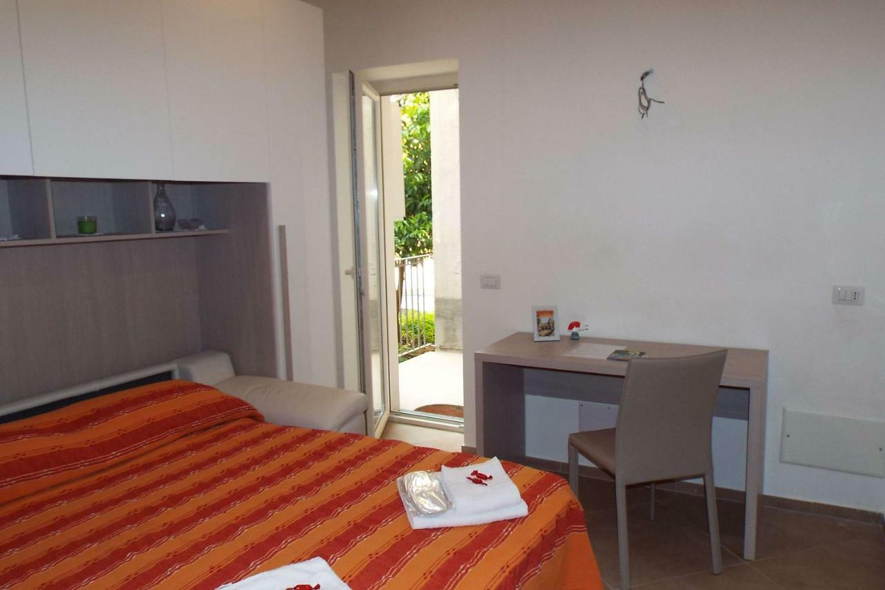 Cefalu Studio Room And Apartments المظهر الخارجي الصورة