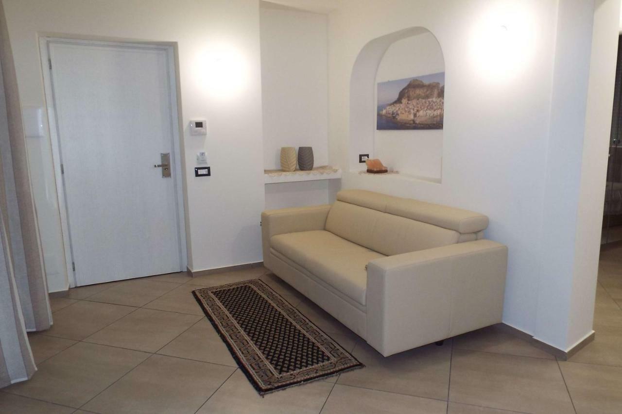 Cefalu Studio Room And Apartments المظهر الخارجي الصورة