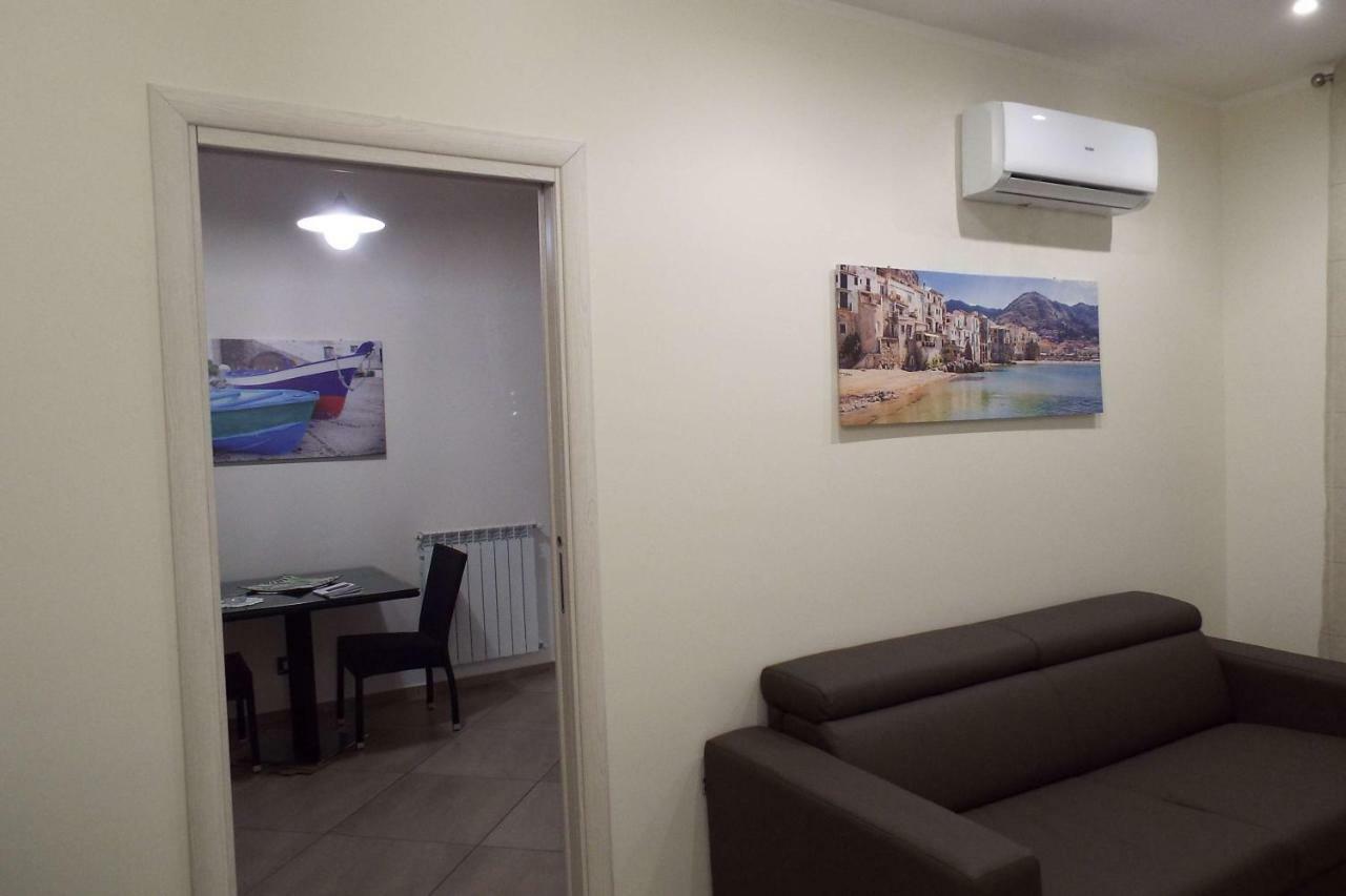 Cefalu Studio Room And Apartments المظهر الخارجي الصورة